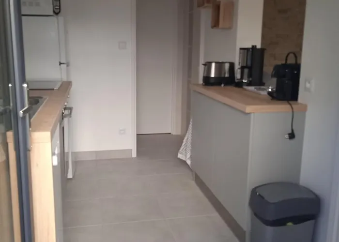 Renaissance 2 4 * Jonzac